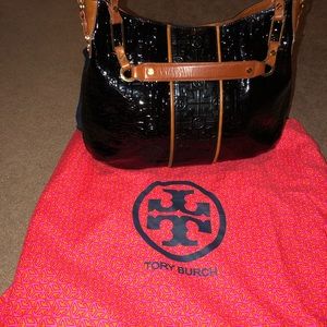 Tory Burch Glazed Saffiano Patent Shoulder bag
